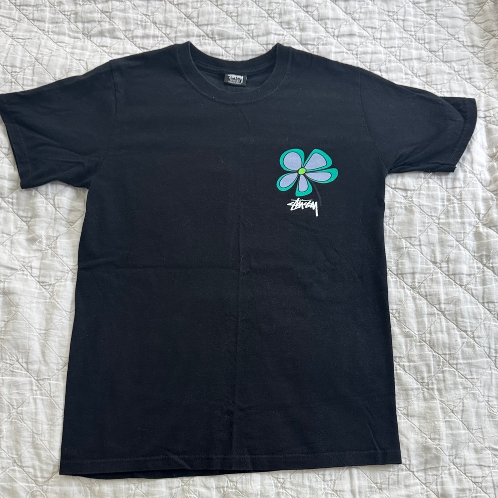 Men’s Stussy t-shirt